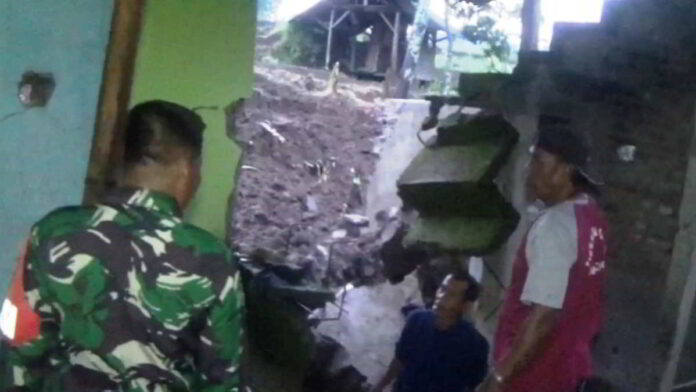 Tembok Penahan Tanah