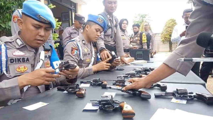 Kapolres Sumedang Ingatkan Anggotanya Soal Penggunaan Senpi Saat Pengamanan Pilkada