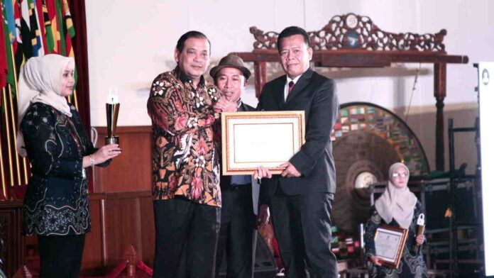 Kemenkumham Jabar Sabet Penghargaan Badan Publik Informatif 2024