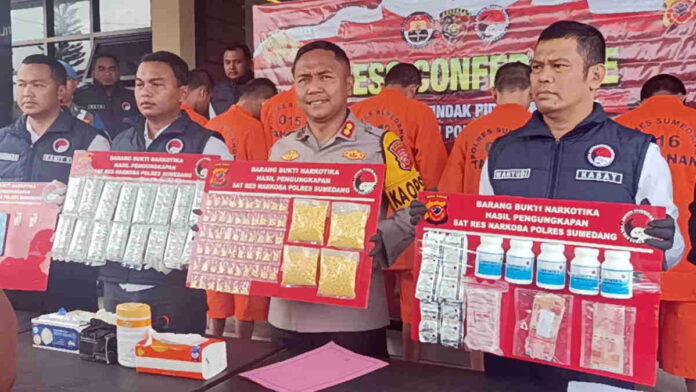 Polisi Ringkus 7 Tersangka Kasus Narkotika dan Obat Terlarang di Sumedang