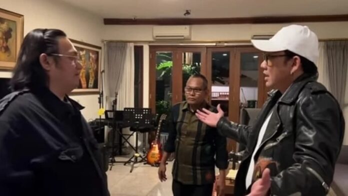 Respon Farhat Abbas Setelah Didatangi Denny Sumargo