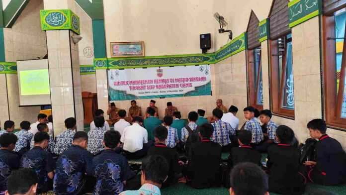 Sekda Ciamis Sebut Remaja Masjid Bisa Jadi Motor Penggerak Memakmurkan Masjid
