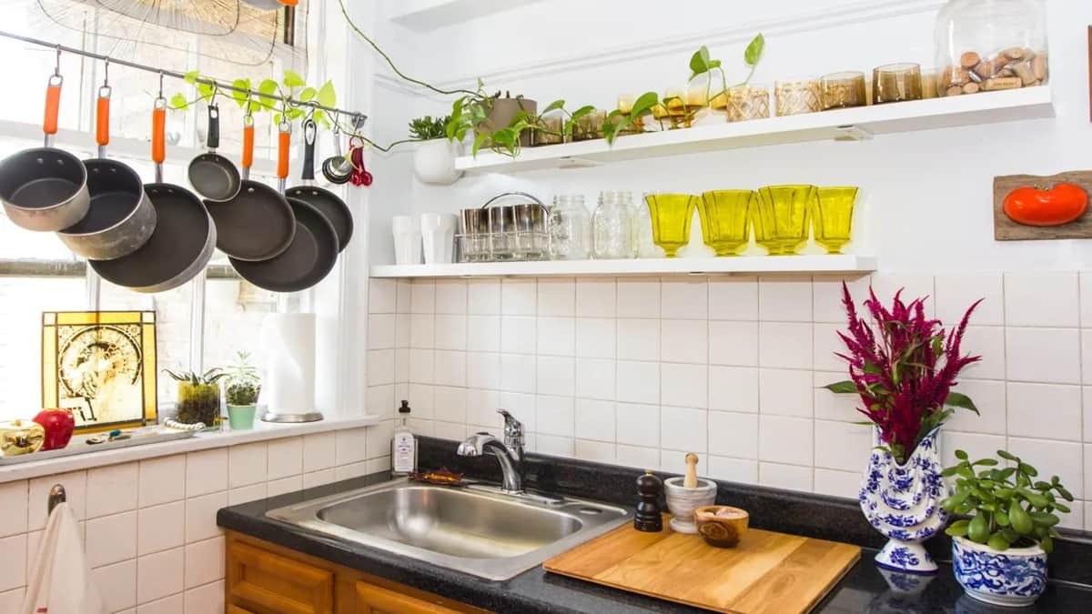 Dapur Rumah Hook, Manfaatkan Ruang Sudut dengan Cerdas
