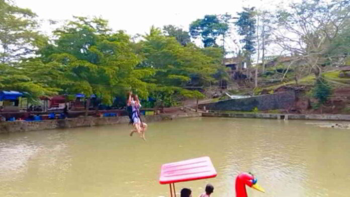 Liburan Akhir Tahun