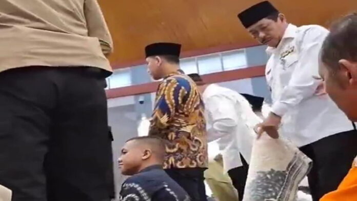 Paspampres Gibran Usir Jamaah Salat Jumat