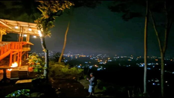 Saung Pasir Angin Tasikmalaya