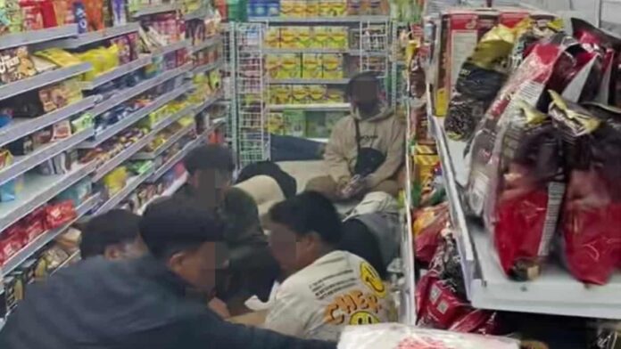 Video CB Nganjuk Bikin Kotor Indomaret