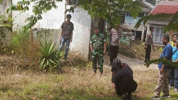 Penemuan benda diduga granat di Salopa Tasikmalaya