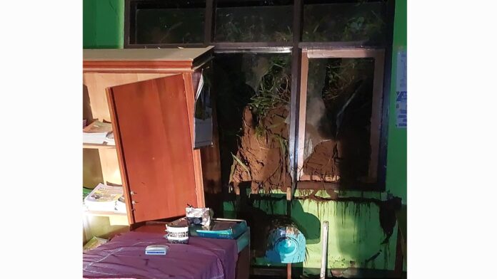 SDN 2 Sindanglaya Ciamis tertimpa longsor
