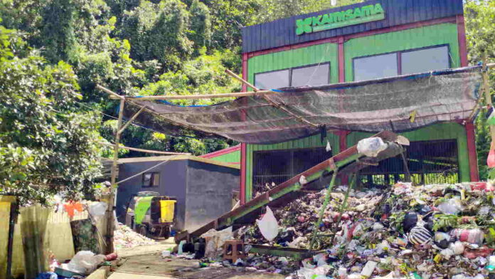 Sampah Menumpuk di Tempat Pengelolaan Kamisama