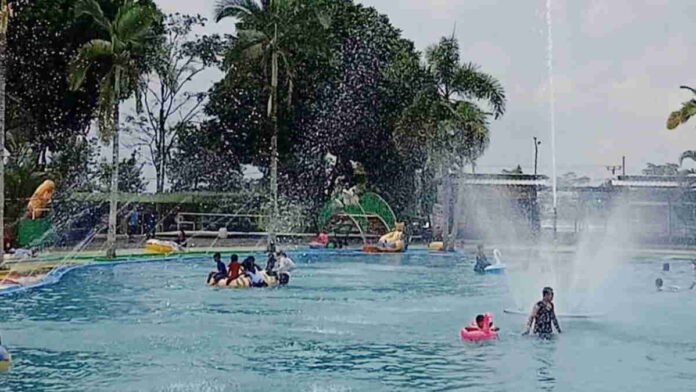 Serunya Liburan Awal Tahun di Waterboom Sumber Jaya Ciamis Bersama Keluarga