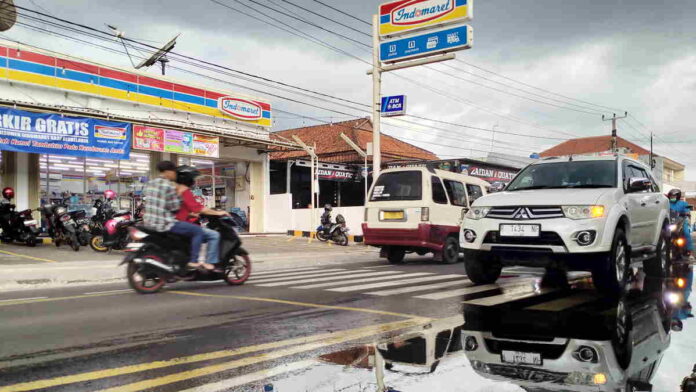Soal Genangan Air Berbau di Jalan Perintis Kota Banjar