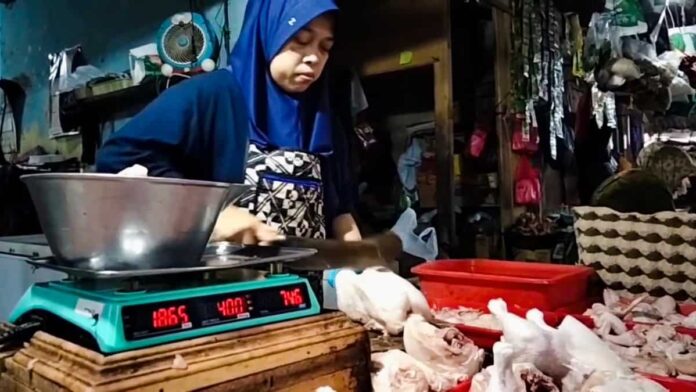 Jelang Ramadan, Harga Komoditas Sayuran dan Ayam Potong di Pasar Sumedang Naik
