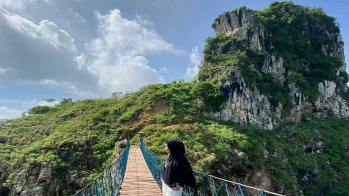 Indiana Camp Bandung, Spot Tebing Estetik Viral ala Luar Negeri