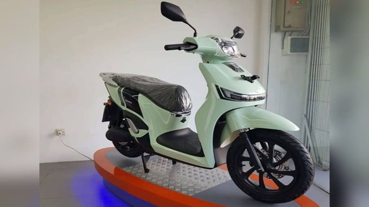 Motor Listrik Adora Meluncur di Indonesia dengan Fitur Terbaik