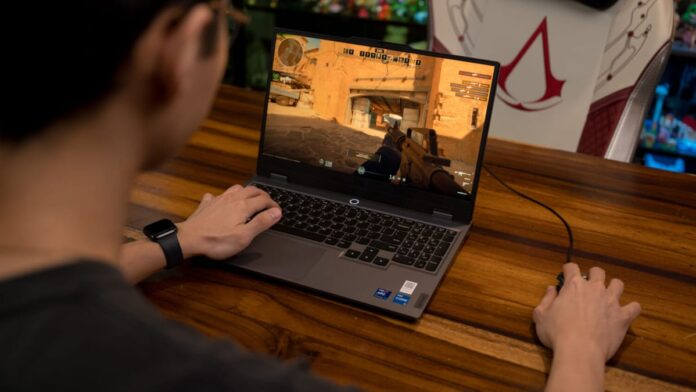 Lenovo LOQ 15IAX9I, Laptop Gaming untuk Pemula di Indonesia