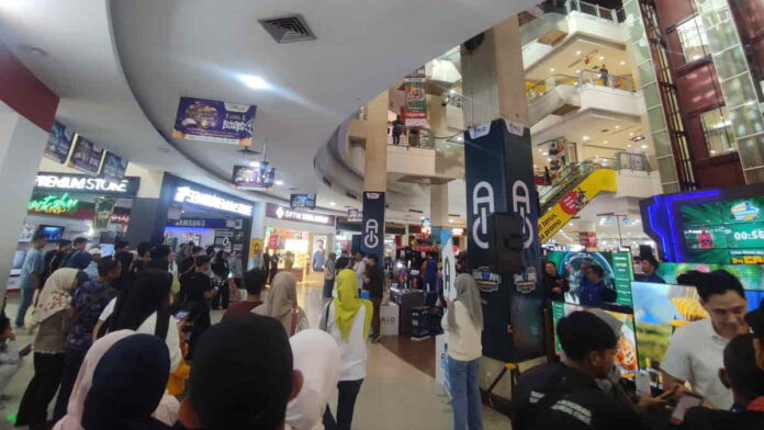 Ngabuburit sambil berburu lelang barang elektronik di Mall Asia Plaza Kota Tasikmalaya