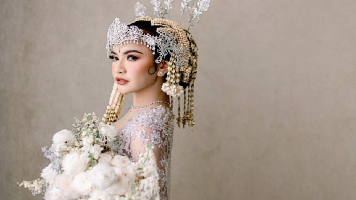 Sejarah Siger Sunda, Mahkota untuk Pengantin Wanita