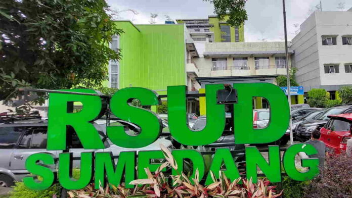 Dapat Kucuran DBHCHT, Direktur RSUD Umar Wirahadikusumah Sumedang Untuk Pelayanan Berkualitas