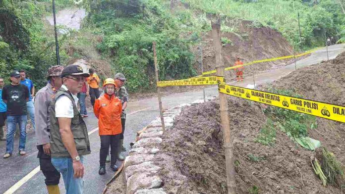 Jalan ambles Ciamis