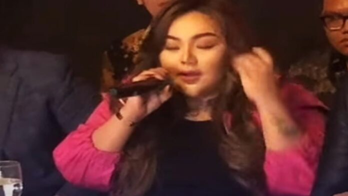 Pengakuan Lisa Mariana
