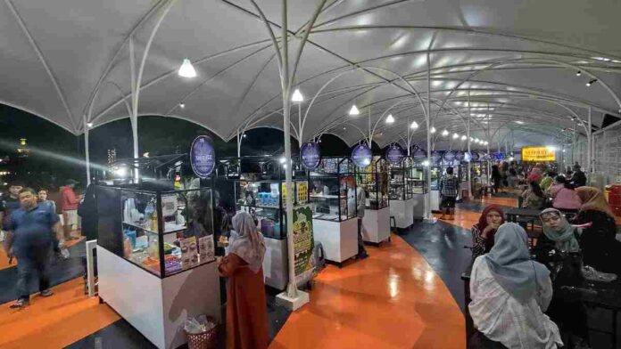 PKL food court alun-alun