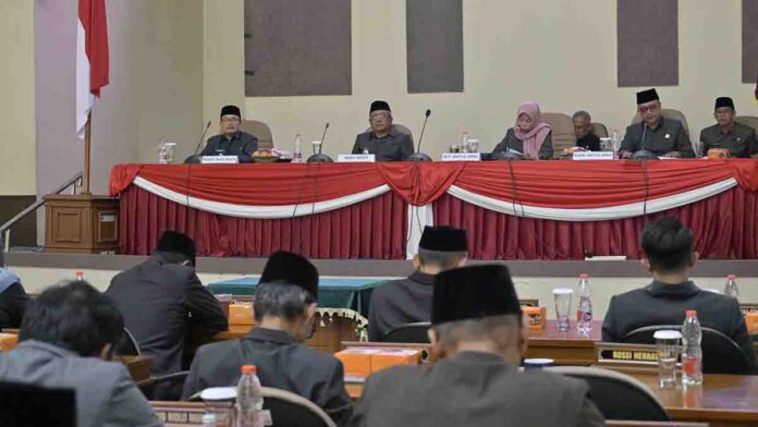 DPRD Kota Banjar Tetapkan Raperda Penataan Toko Swalayan agar Persaingan Sehat, Jam Operasional Pasar Modern Dibatasi