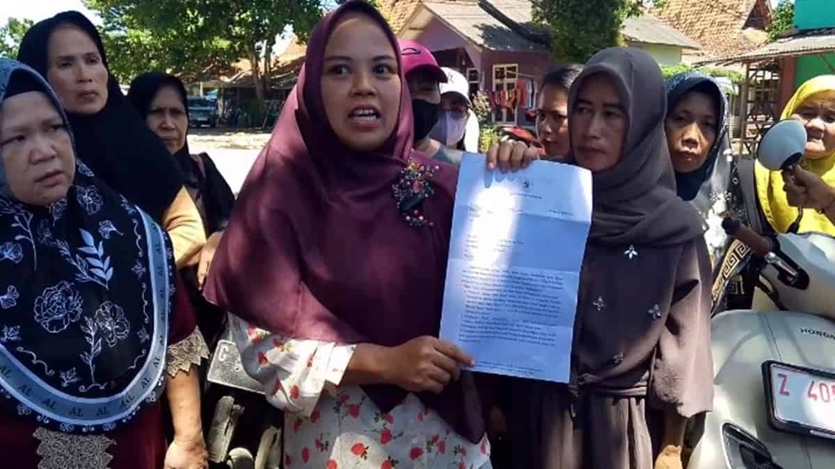 Penghuni Pasar Wisata Pangandaran Diminta Kosongkan Lahan: Kami Pindah ke Mana?