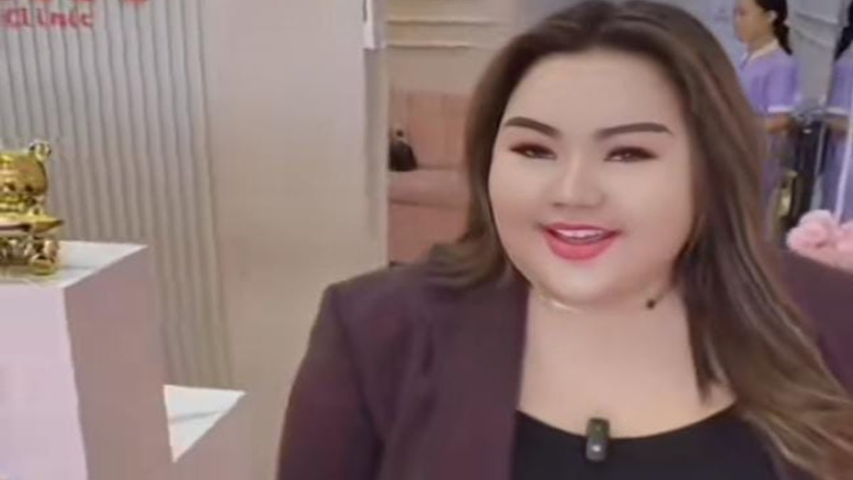 Sadar Diri, Lisa Mariana Sebut Tak Pantas Disandingkan dengan Istri Ridwan Kamil