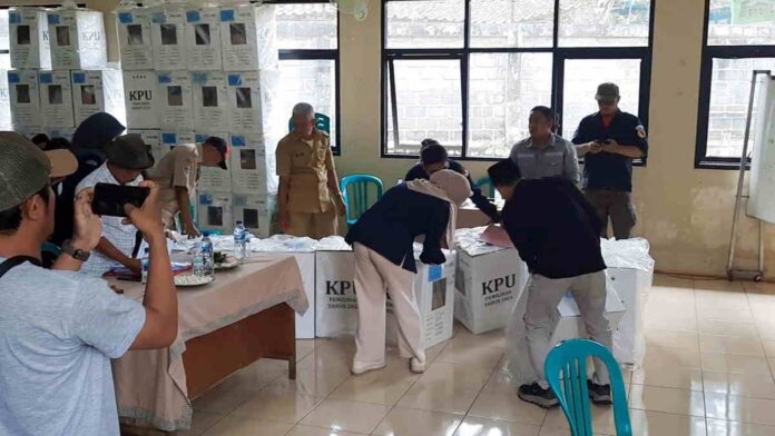 Serentak di 39 Kecamatan, Saksi Ai-Iip Tolak Hasil Rapat Pleno PSU Pilkada Tasikmalaya