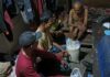 Warga Miskin di Kertahayu Ciamis Tinggal di Gubuk Beralaskan Tanah