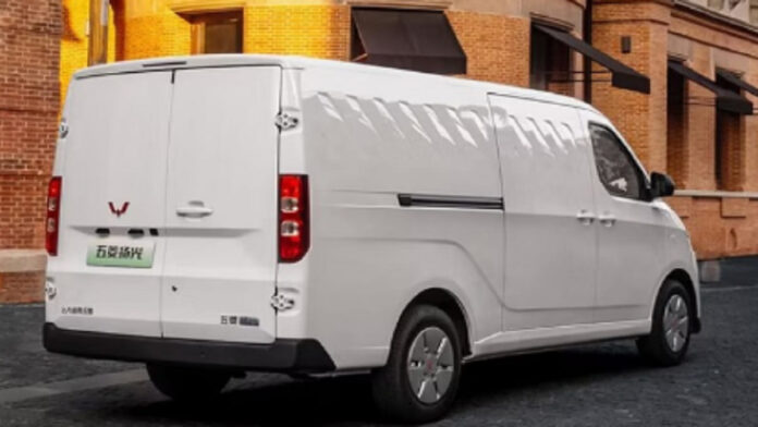 Wuling Yangguang EV, Mobil Listrik Pintu Geser Terbaru