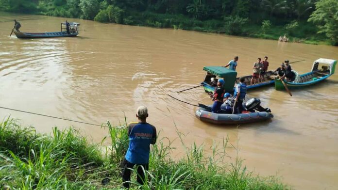 Tabrak Tembok Jembatan Cimedang Tasikmalaya, Pemotor Hanyut hingga Meninggal Dunia