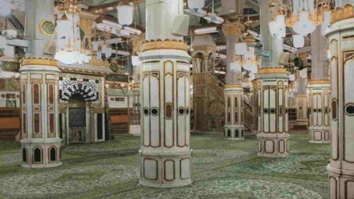 Amalan Saat di Raudhah Jangan Terlewatkan, Ini Tempat Mustajab