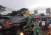 Banjir Luapan Sungai Genangi Jalan, Simpang 4 Sigobing Garut Macet Parah