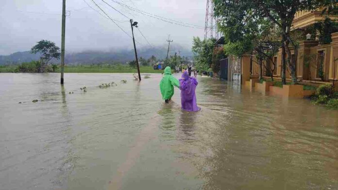 Debit Air Sungai Citanduy Naik, Ratusan Rumah di Kertaharja Ciamis Terendam Banjir