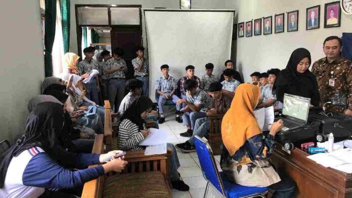 Disdukcapil Ciamis Berikan Layanan Khusus Perekaman e-KTP untuk Pelajar