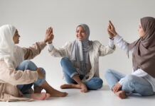 Hadits Mendiamkan Orang, Begini Hukumnya dalam Islam.