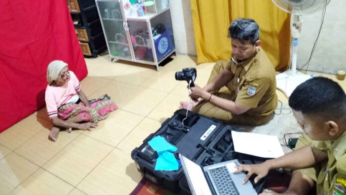 Komitmen Disdukcapil Ciamis terhadap Layanan Kependudukan, Layani Perekaman KTP-el di Luar Jam Kerja