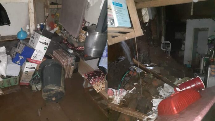 Longsor jebol rumah warga di sejumlah desa Kecamatan Sadananya Ciamis