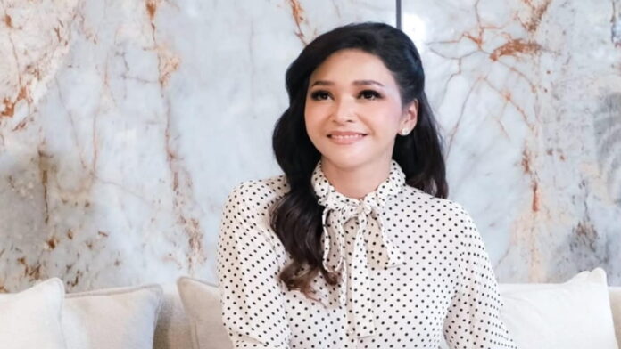 Pernikahan Al Ghazali dan Alyssa Daguise