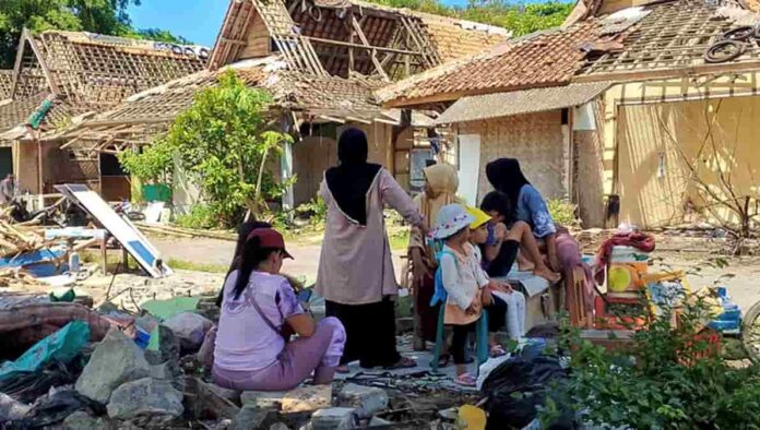 Pembongkaran Pasar Wisata Pangandaran