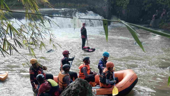 Pencarian Hari Keempat, Pemuda yang Hanyut dan Tenggelam di Sungai Cikidang Tasikmalaya Ditemukan Meninggal