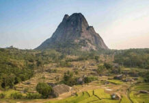 Sejarah Gunung Parang Purwakarta yang Penuh Mitos