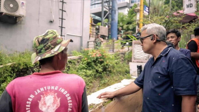 Kota Bandung diguyur hujan