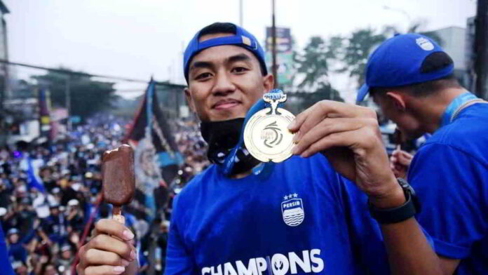 Bek Persib Bandung