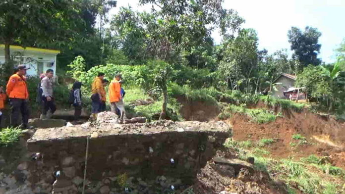 Ahli Geologi Unpad Ungkap Fakta Mengejutkan di Balik Pergerakan Tanah di Cisalak Sumedang