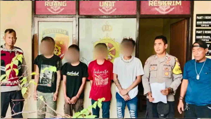 Sempat Jadi Bulan-bulanan Warga, Polres Sumedang Ringkus 4 Pelaku Curas Bermodus COD