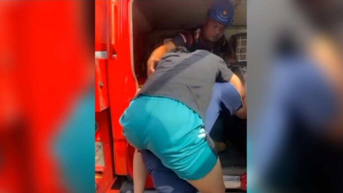 Bukanya Telepon Ambulans, Warga Garut Ini Hubungi Damkar Minta Dievakuasi ke Rumah Sakit