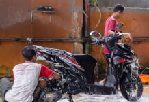 Cara Mengatasi Knalpot Motor Matic Kemasukan Air, Praktis dan Mudah